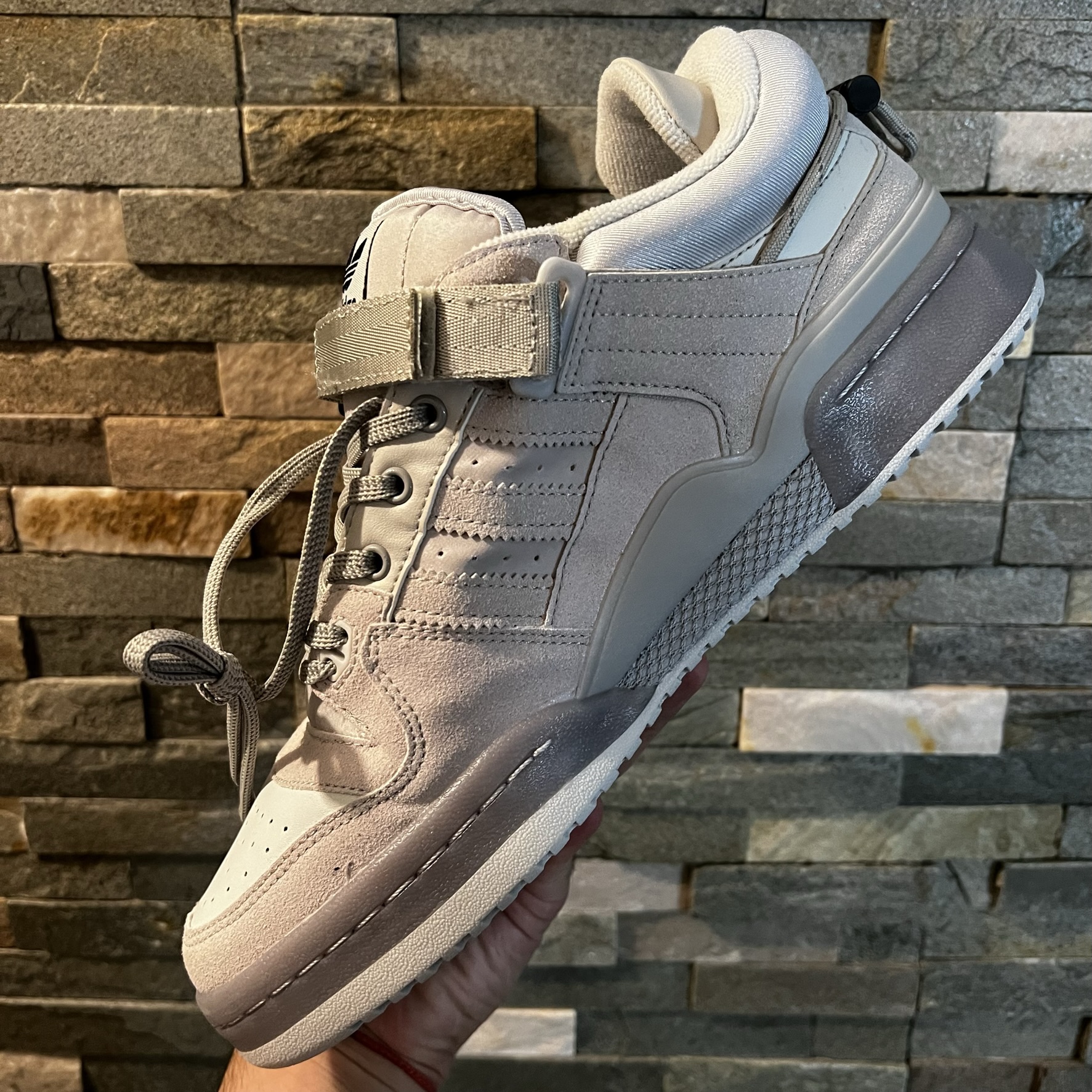 zapatiilas adidas bad bunny gris