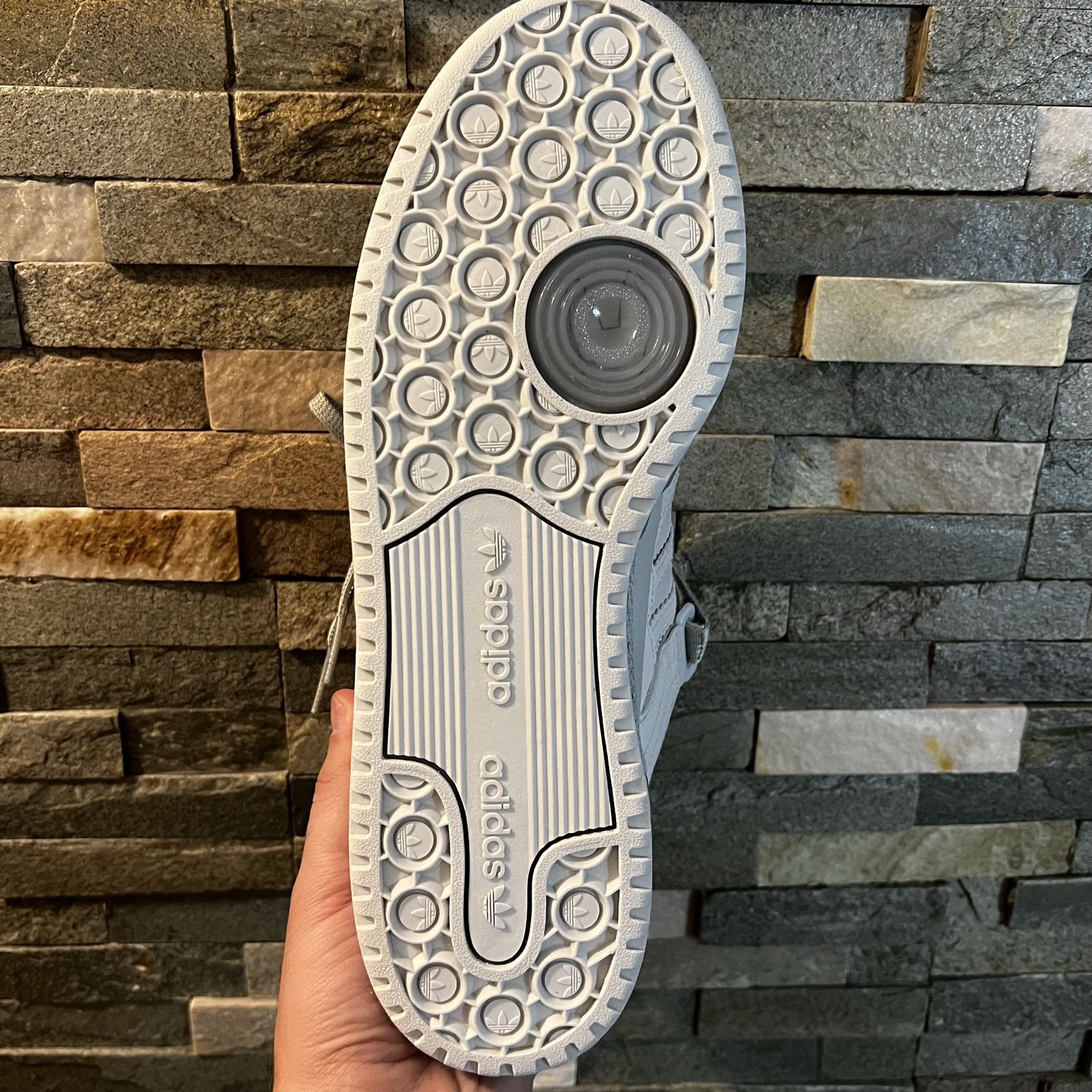 zapatiilas adidas bad bunny gris